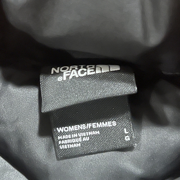 The North Face Women's Black Puffer 550 Down Fill Full Zip Vest Size Large - Picture 4 of 6